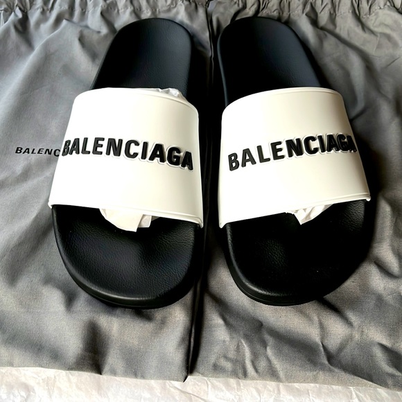 Balenciaga Logo-Embossed Rubber Pool Slides sandals size 10us brand new - Picture 2 of 6